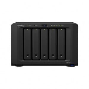 ������� ���������� Synology DS1517+ (8Gb) - ���� � ������������ (5000 Gb WD Edition)