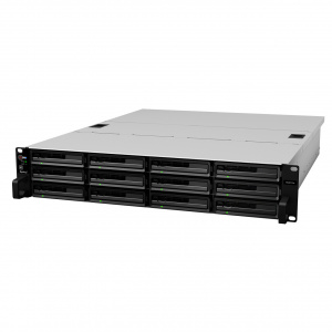������� ���������� Synology RS3617xs - ���� � ������������