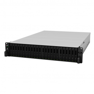 ������� ���������� Synology FS3017 - ���� � ������������